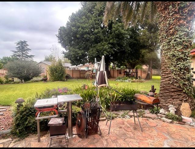 3 BEDROOM HOUSE FOR SALE IN MEYERVILLE